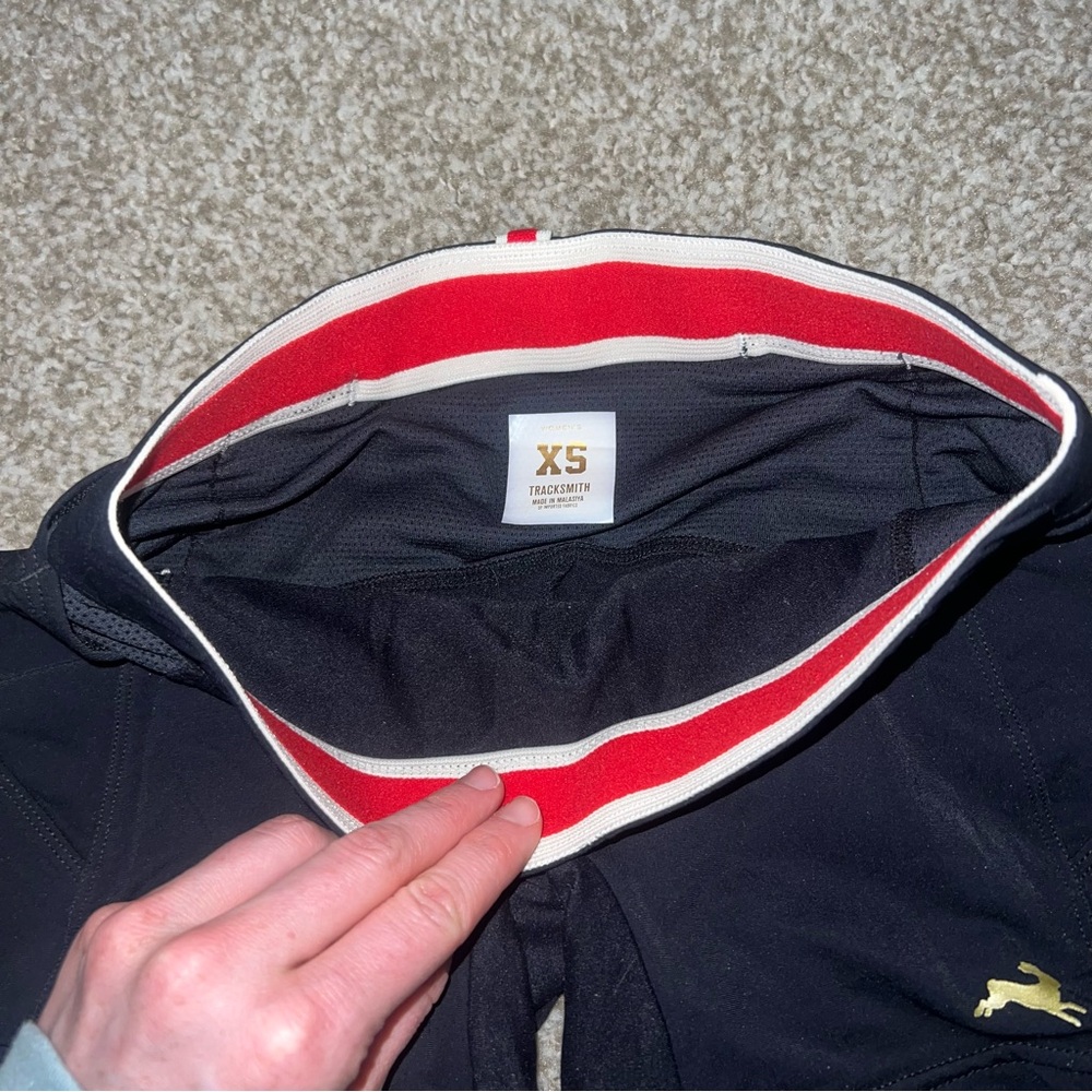 Tracksmith Turnover (lane 5) shorts XS - Picture 2 of 2
